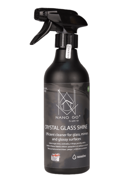 crystal glass cleaner 500ml efektiivne klaasipuhastusvahend kõrgläikele klaasidele peeglitele ei jäta jutte ega triipe